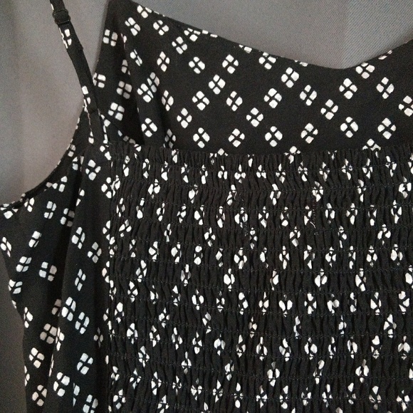 Old Navy Skater Dress - Picture 2 of 4